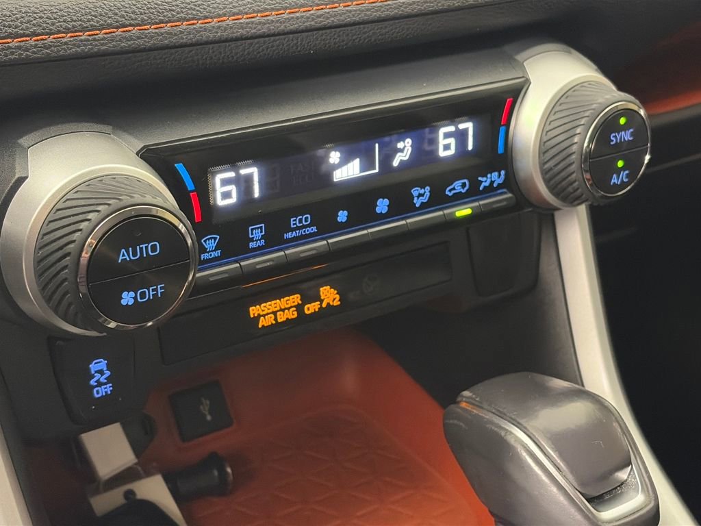 Used 2020 Toyota RAV4 Adventure image 19