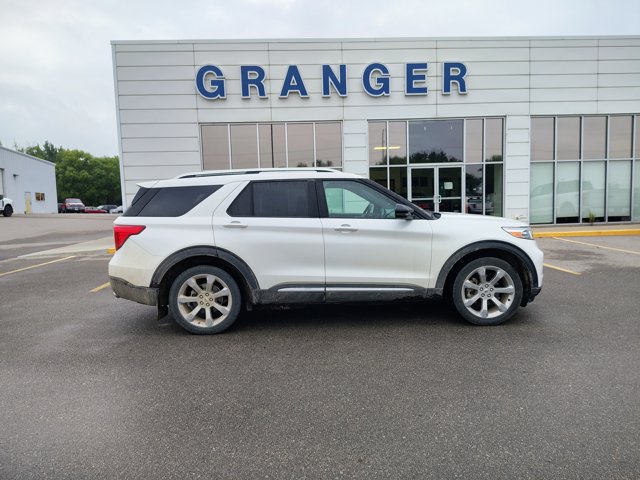 Certified 2020 Ford Explorer Platinum w/ Premium Technology Package AWD/4WD image 7