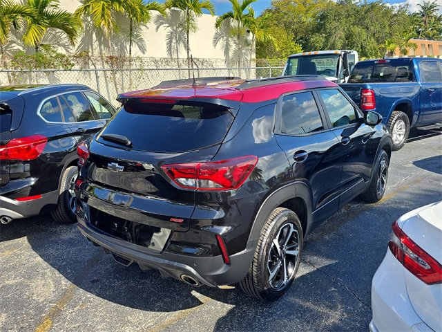 Used 2021 Chevrolet TrailBlazer RS w/ Convenience Package image 2