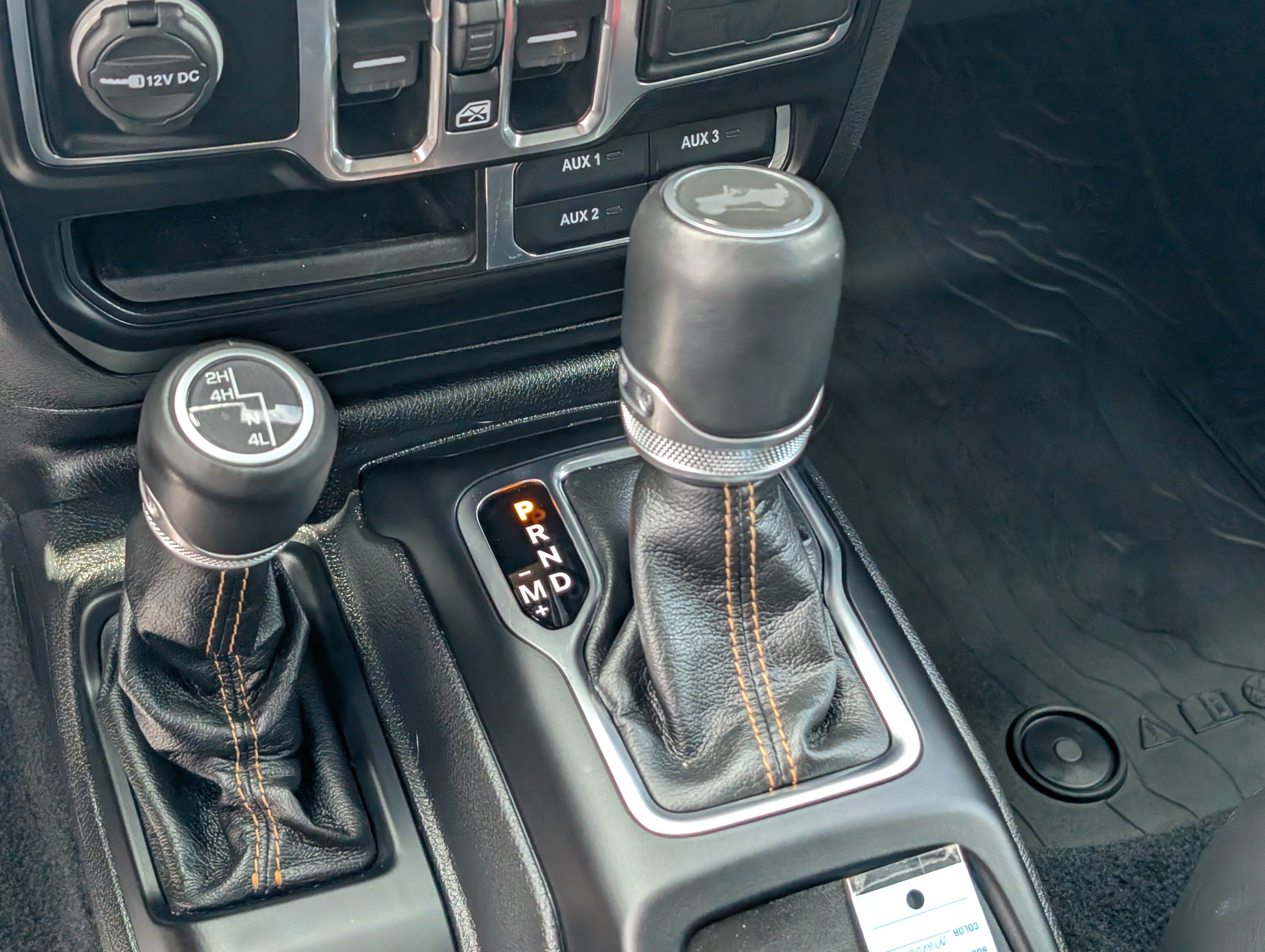 Used 2021 Jeep Wrangler Unlimited Sahara AWD/4WD image 30