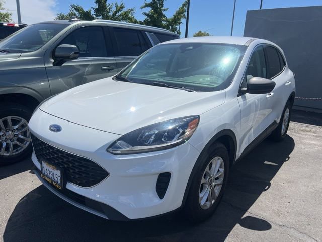 Certified 2022 Ford Escape SE AWD/4WD image 1