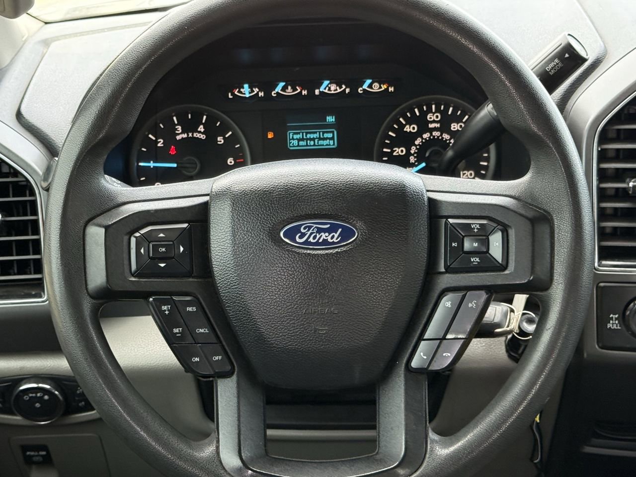 Certified 2018 Ford F150 XLT image 12