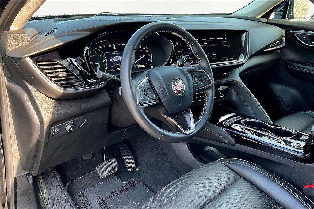Used 2023 Buick Envision Essence image 14