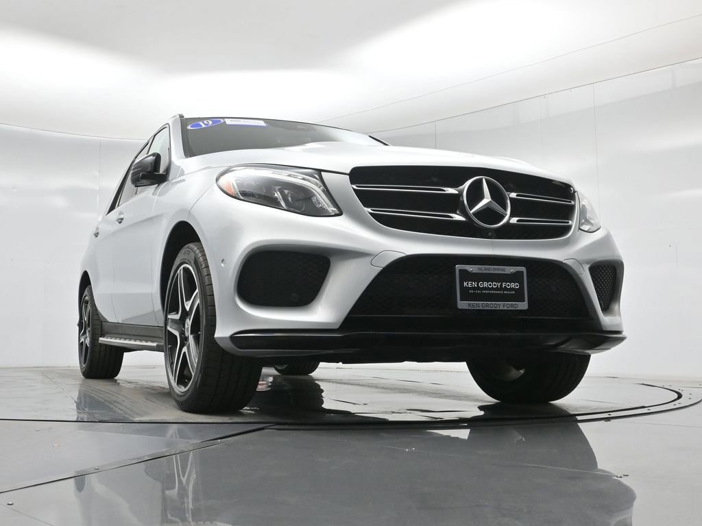 Used 2019 Mercedes-Benz GLE 400 4MATIC image 5