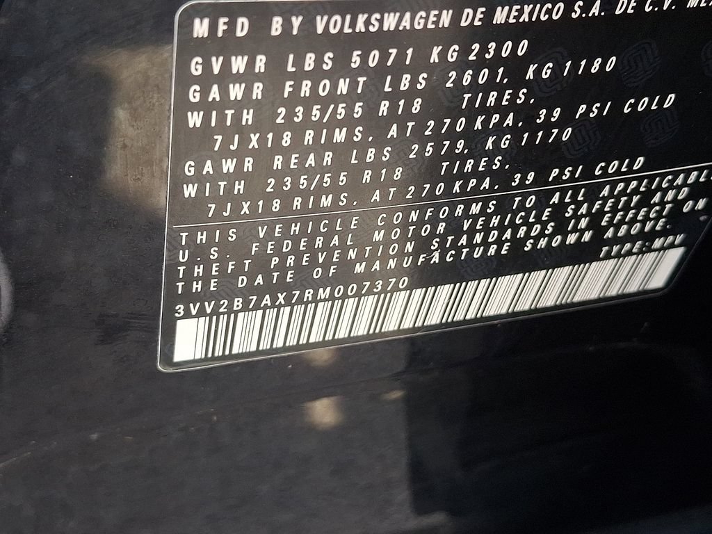 Used 2024 Volkswagen Tiguan SE AWD/4WD image 27