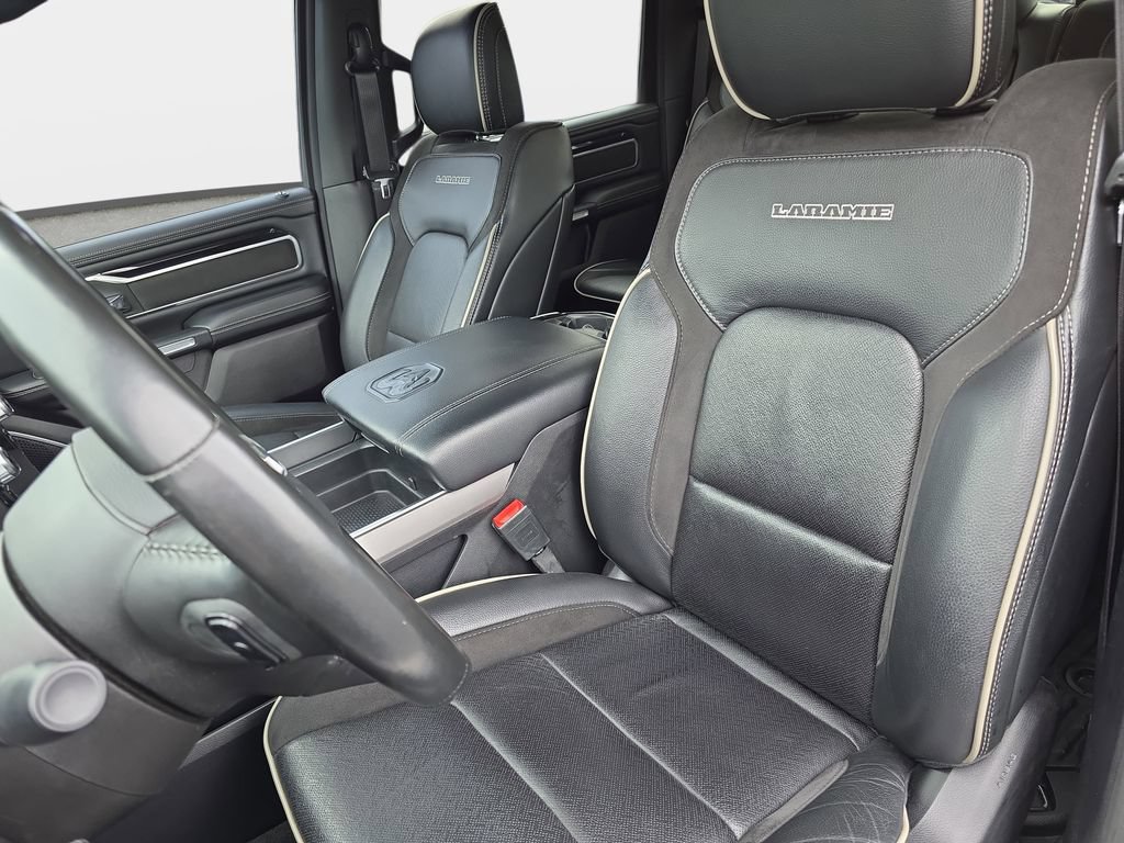 Used 2022 RAM 1500 Laramie w/ Sport Appearance Package AWD/4WD image 12