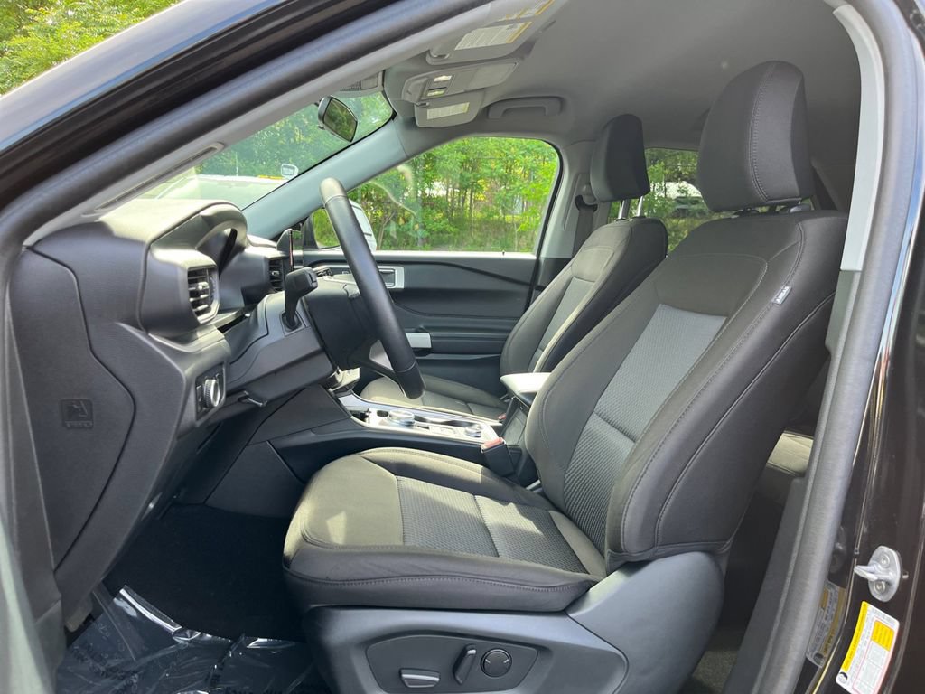 Certified 2023 Ford Explorer XLT AWD/4WD image 9