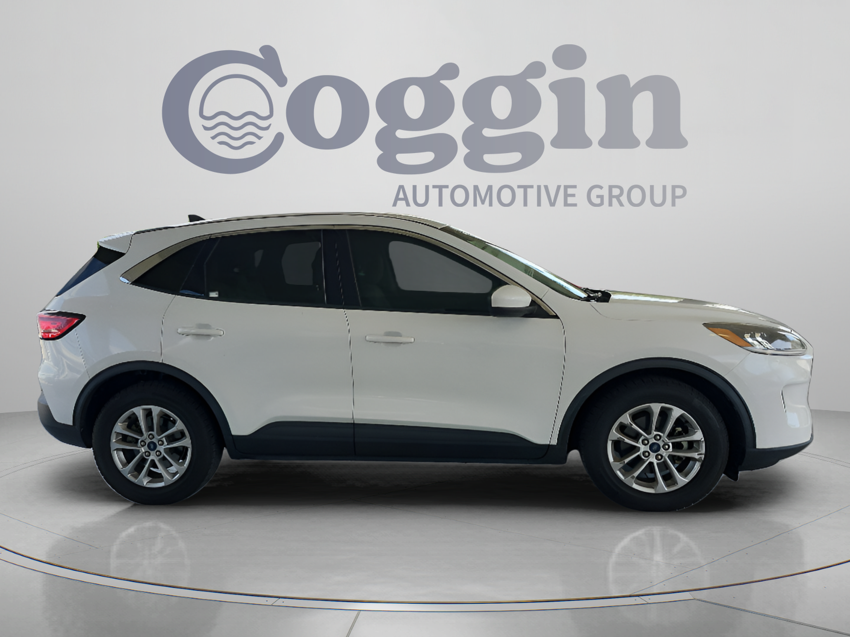 Certified 2020 Ford Escape SE FWD image 5