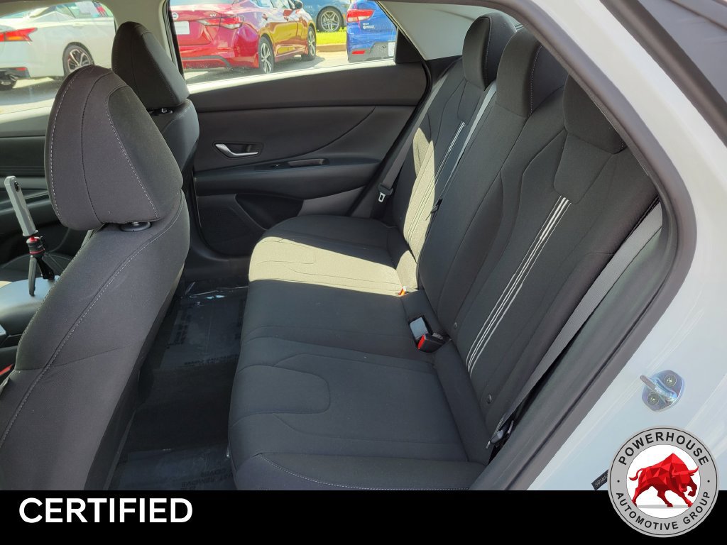 Used 2021 Hyundai Elantra SEL FWD image 15