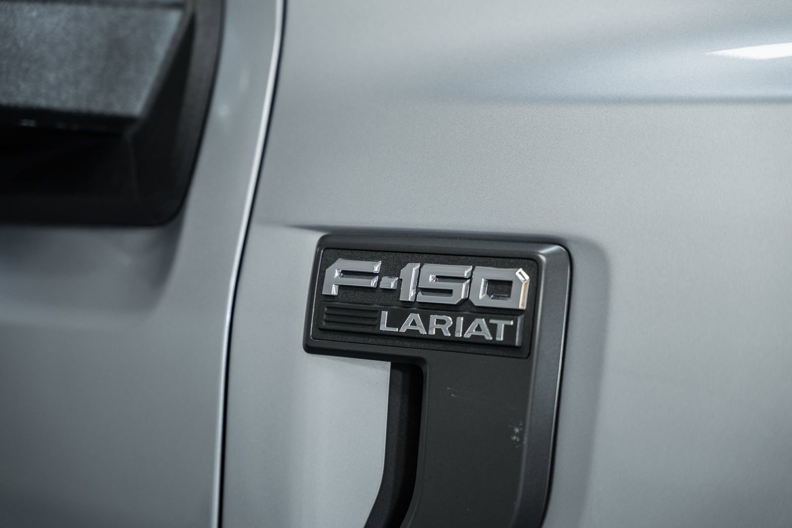 Certified 2023 Ford F150 Lariat w/ Equipment Group 502A High image 13