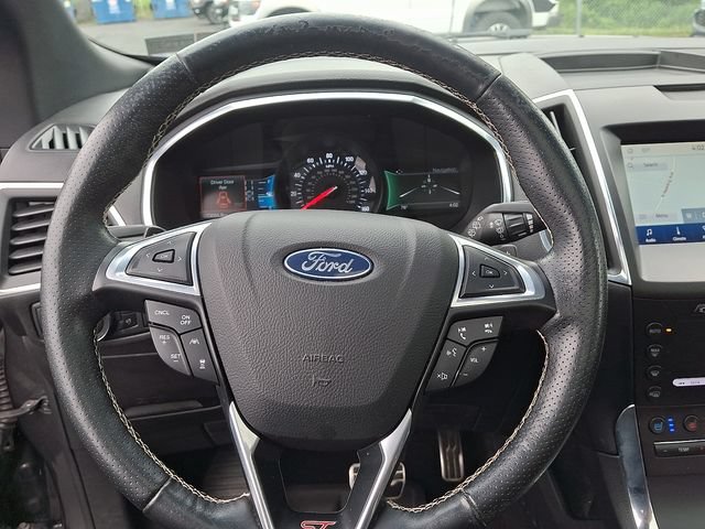 Certified 2020 Ford Edge ST w/ Equipment Group 401A AWD/4WD image 31