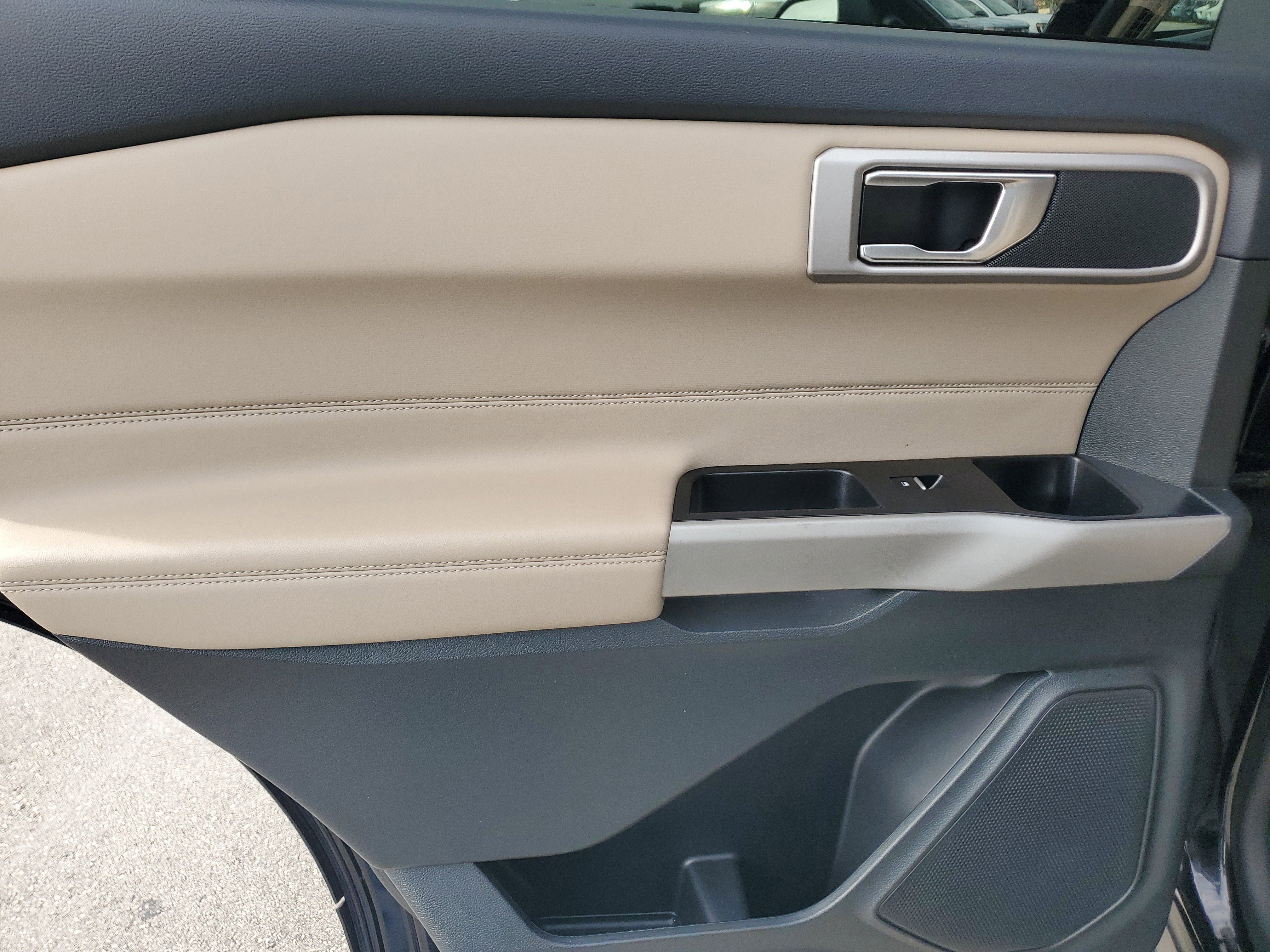 Certified 2024 Ford Explorer XLT w/ Equipment Group 202A image 30