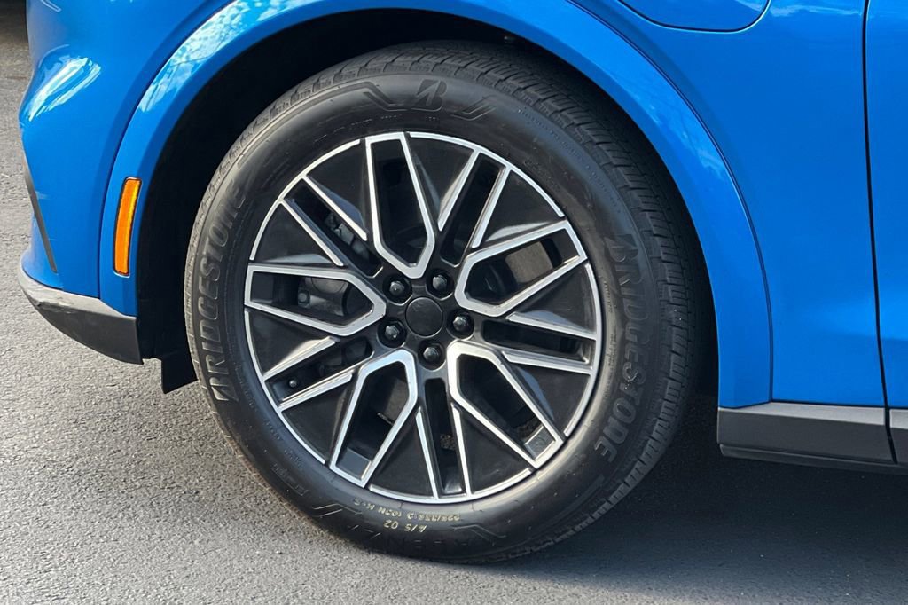 Certified 2025 Ford Mustang Mach-E Premium image 28