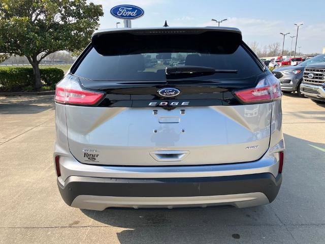 Certified 2024 Ford Edge SEL w/ Convenience Package AWD/4WD image 3