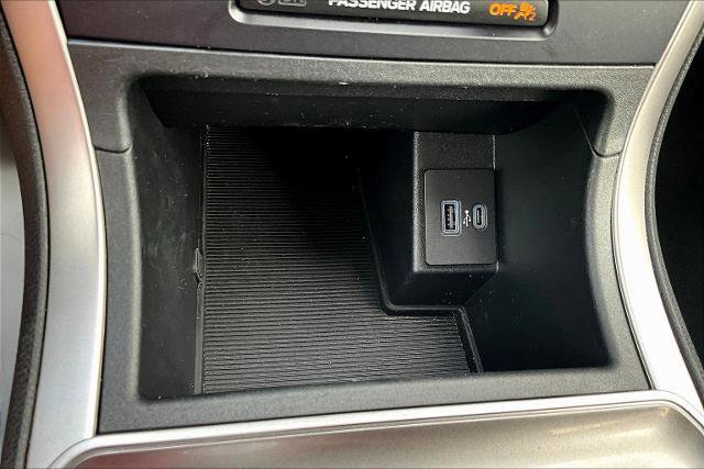 Certified 2024 Ford Edge SEL image 37