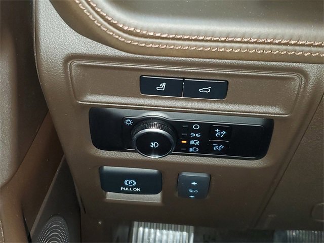 Certified 2023 Ford Expedition King Ranch image 12