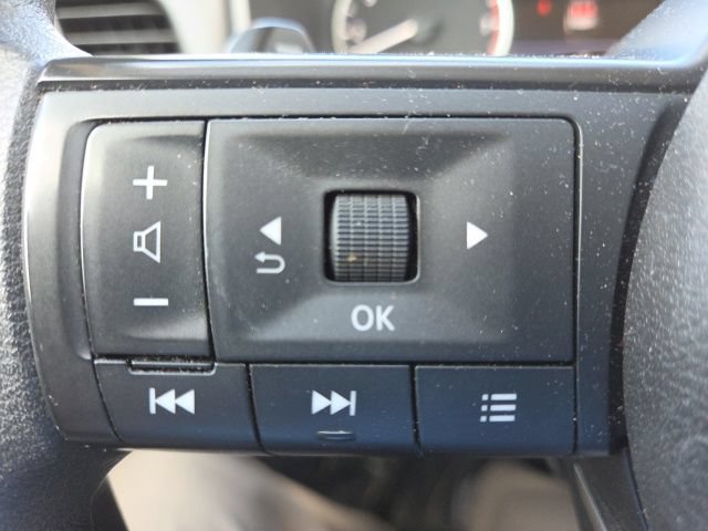 Used 2024 Nissan Rogue S AWD/4WD image 35