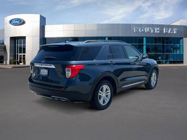 Certified 2023 Ford Explorer XLT w/ Equipment Group 202A RWD image 5
