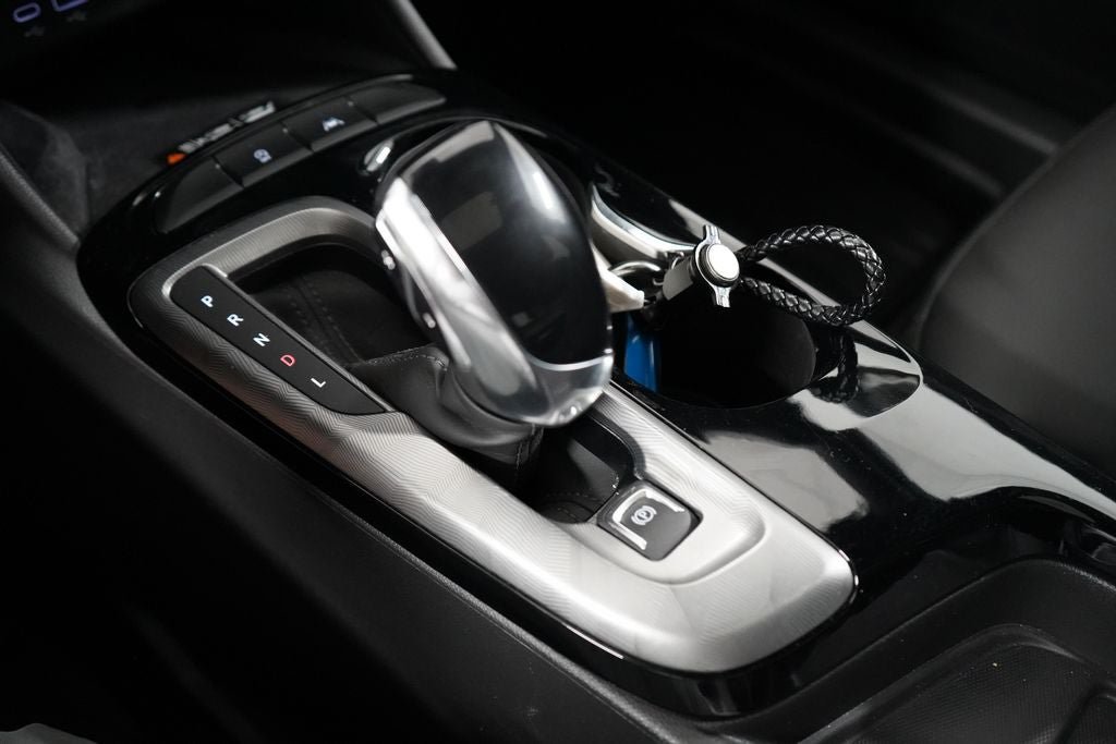 Used 2025 Buick Envista Sport Touring w/ Convenience I Package FWD image 32
