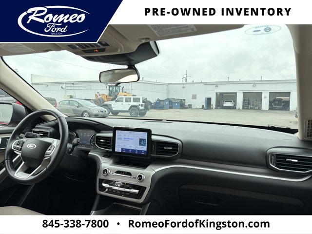 Certified 2023 Ford Explorer XLT w/ Equipment Group 202A AWD/4WD image 15