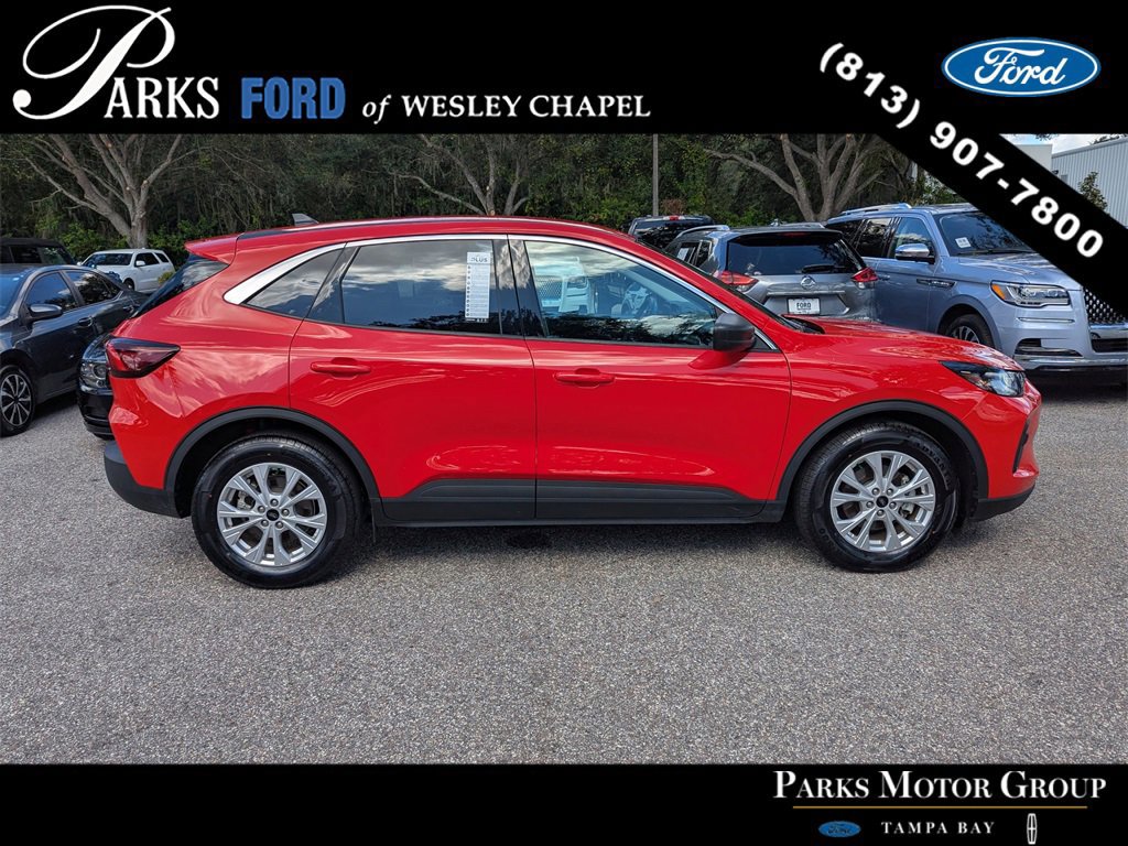 Certified 2024 Ford Escape Active image 3