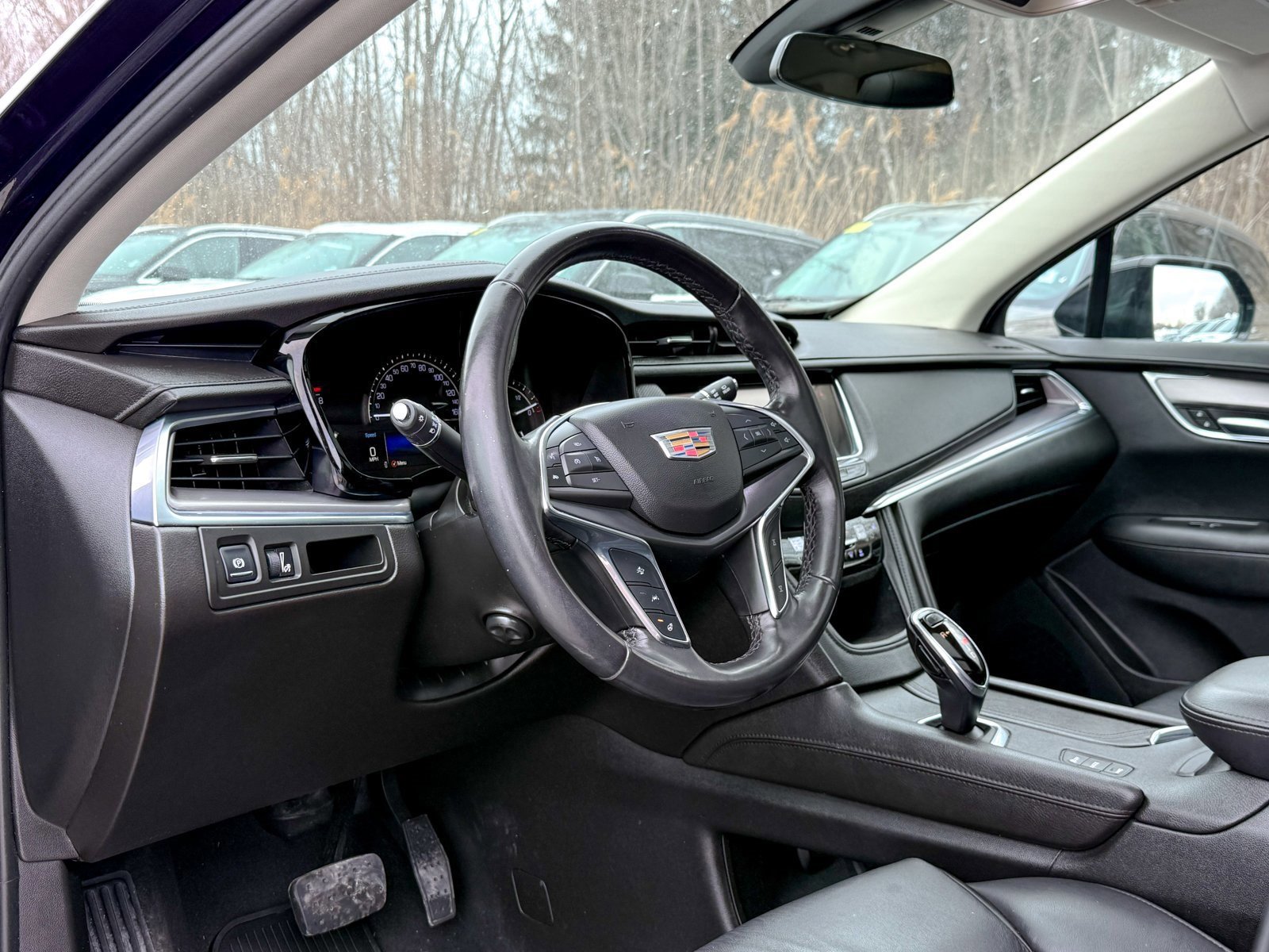 Used 2018 Cadillac XT5 Luxury w/ Driver Awareness Package image 17