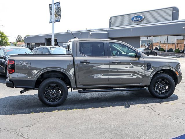 Certified 2025 Ford Ranger XLT w/ Black Appearance Package AWD/4WD image 11