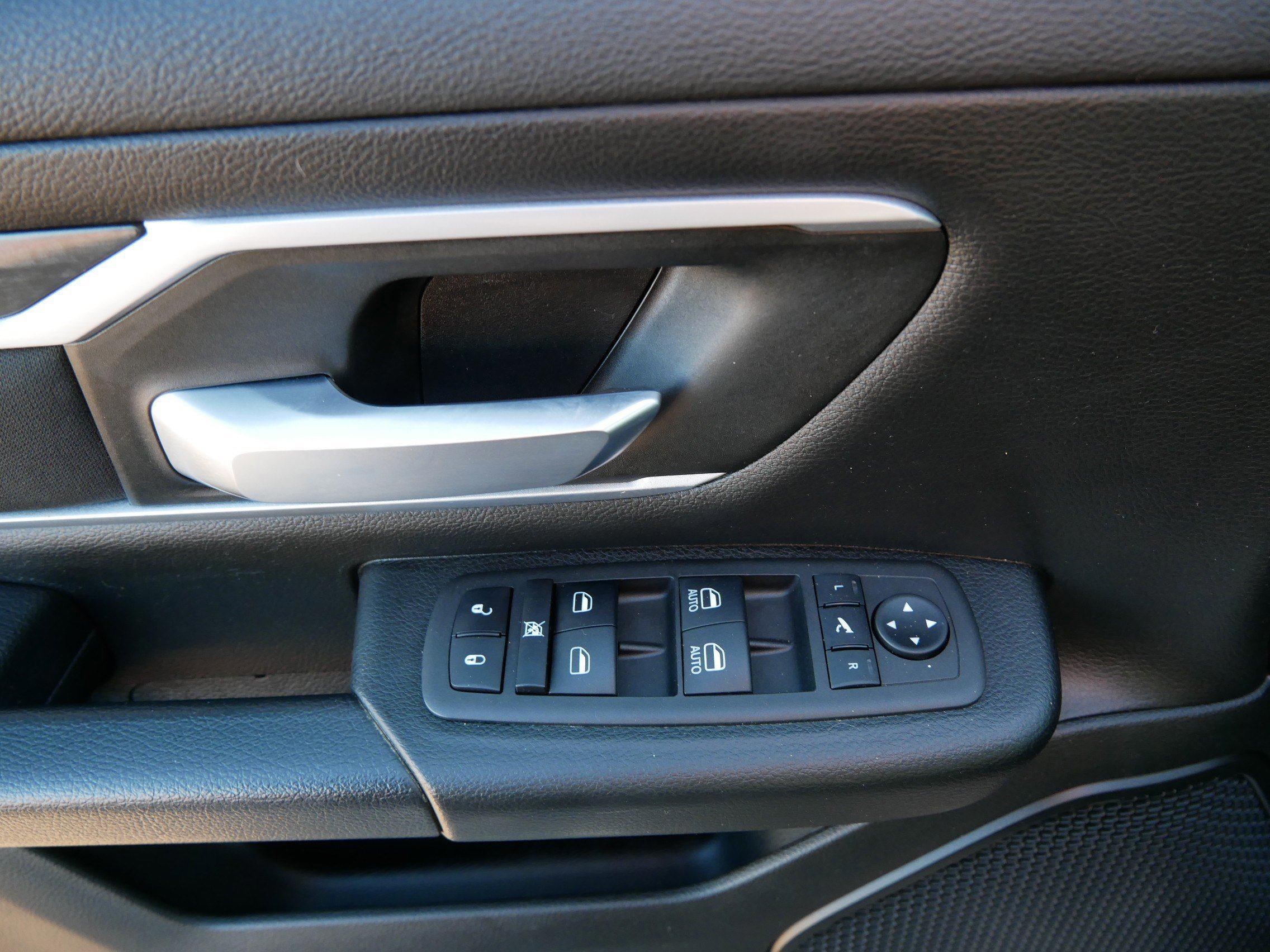 Used 2023 RAM 1500 Big Horn AWD/4WD image 20