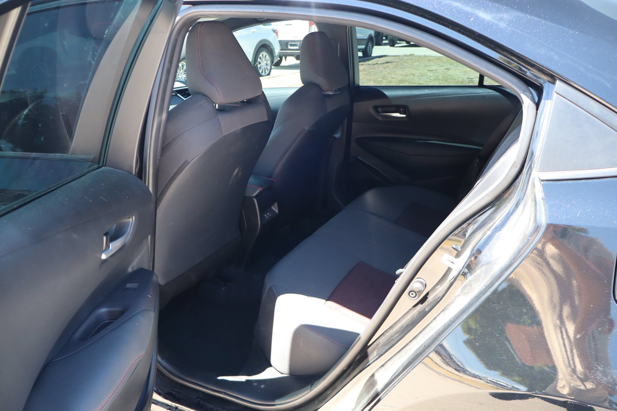 Used 2024 Toyota Corolla SE FWD image 25