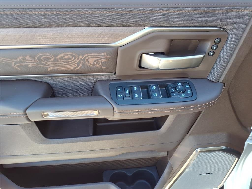 Used 2026 RAM 3500 Longhorn image 19