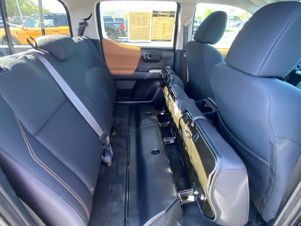 Used 2019 Toyota Tacoma SR5 RWD image 26