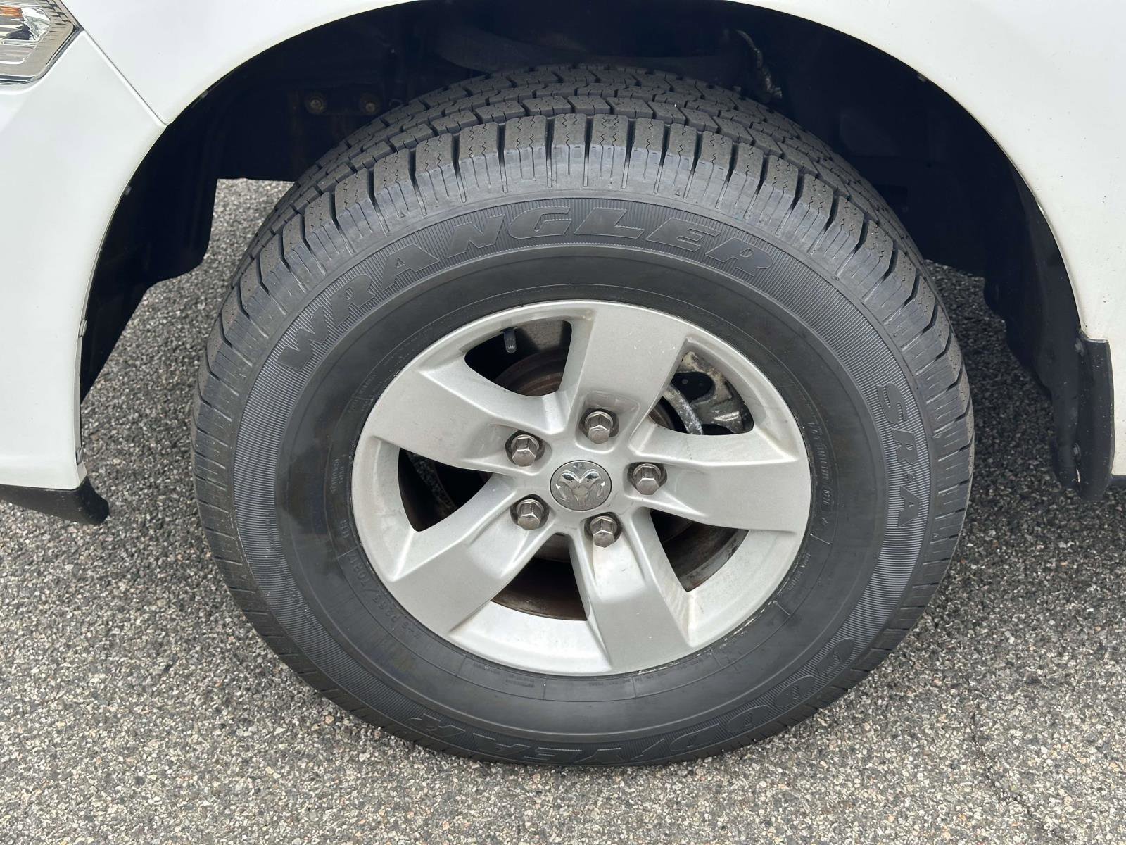 Used 2019 RAM 1500 Classic Tradesman AWD/4WD image 8