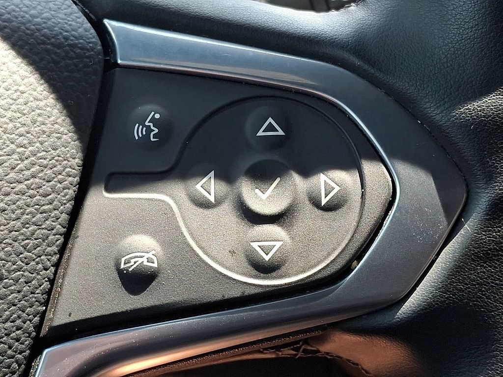 Used 2023 Chevrolet Traverse LT FWD image 21