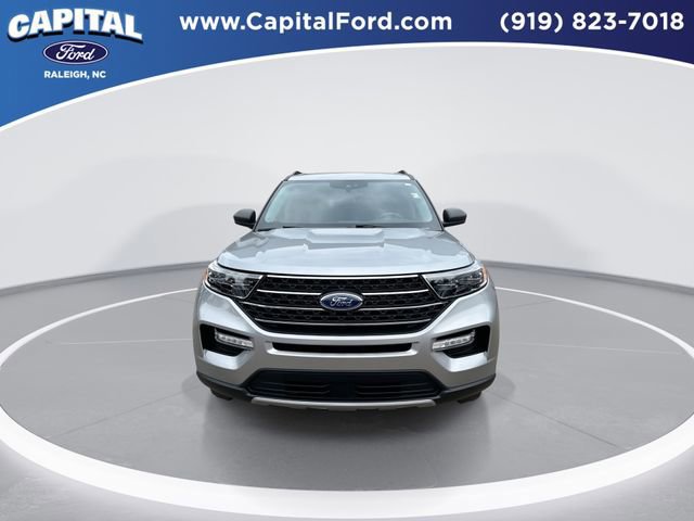 Certified 2023 Ford Explorer XLT w/ Equipment Group 202A image 9