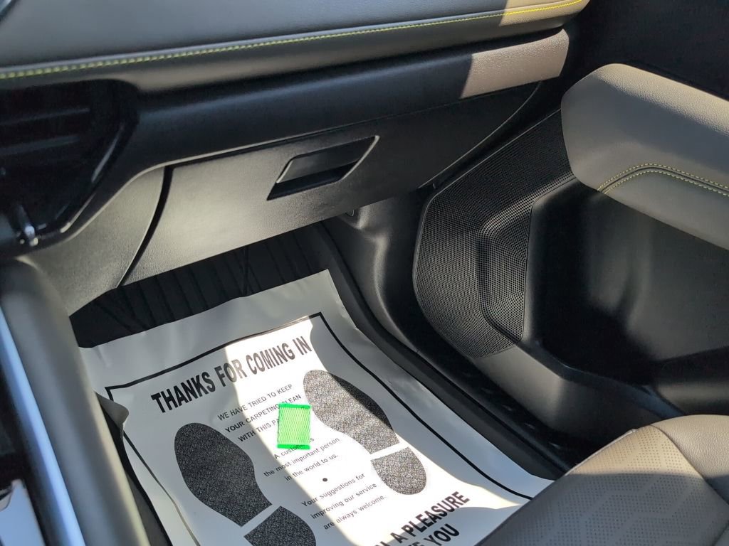 Used 2023 Chevrolet Colorado ZR2 w/ ZR2 Convenience Package III image 22