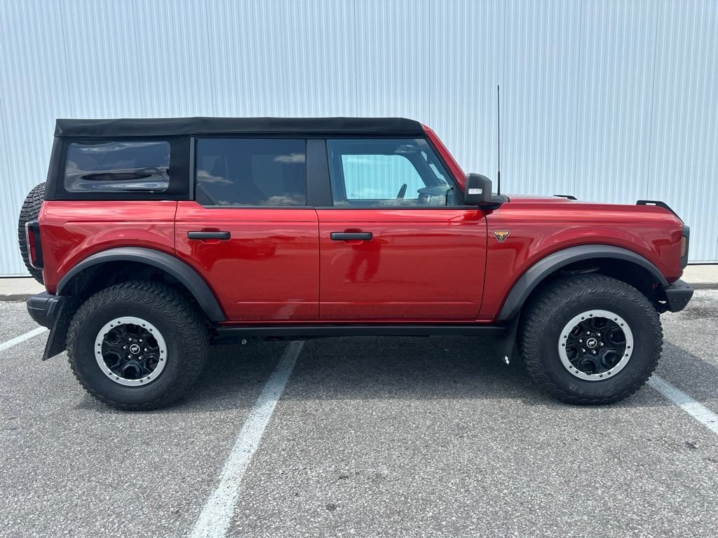 Certified 2022 Ford Bronco Badlands AWD/4WD image 9