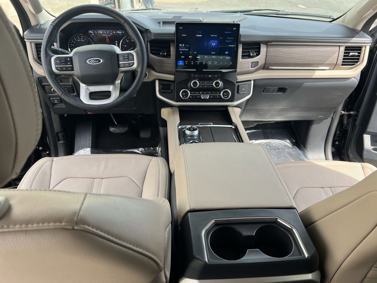 Certified 2024 Ford Expedition Limited image 23