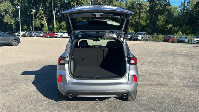 Certified 2023 Ford Escape ST-Line w/ Tech Pack #1 image 29