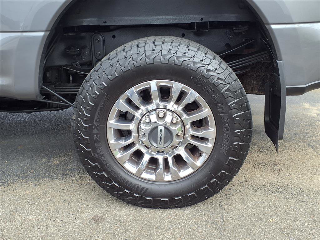 Certified 2022 Ford F350 XLT w/ XLT Premium Package image 7