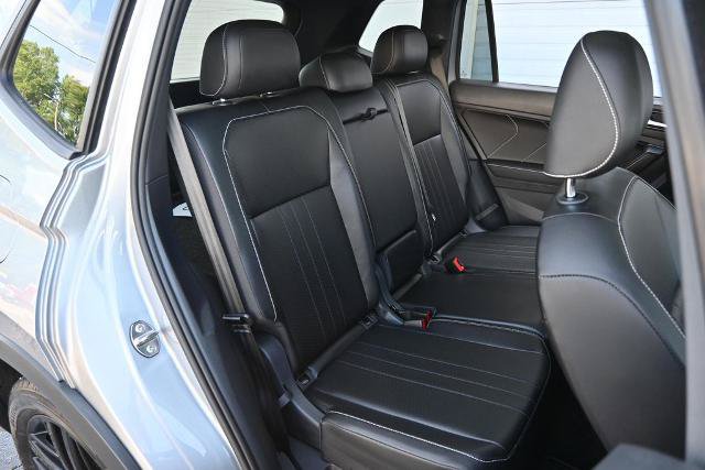 Used 2022 Volkswagen Tiguan SE R-Line AWD/4WD image 25