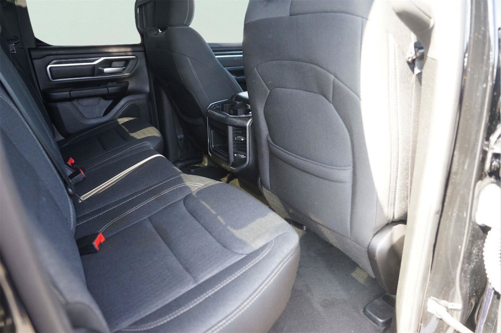 Used 2019 RAM 1500 Big Horn AWD/4WD image 14
