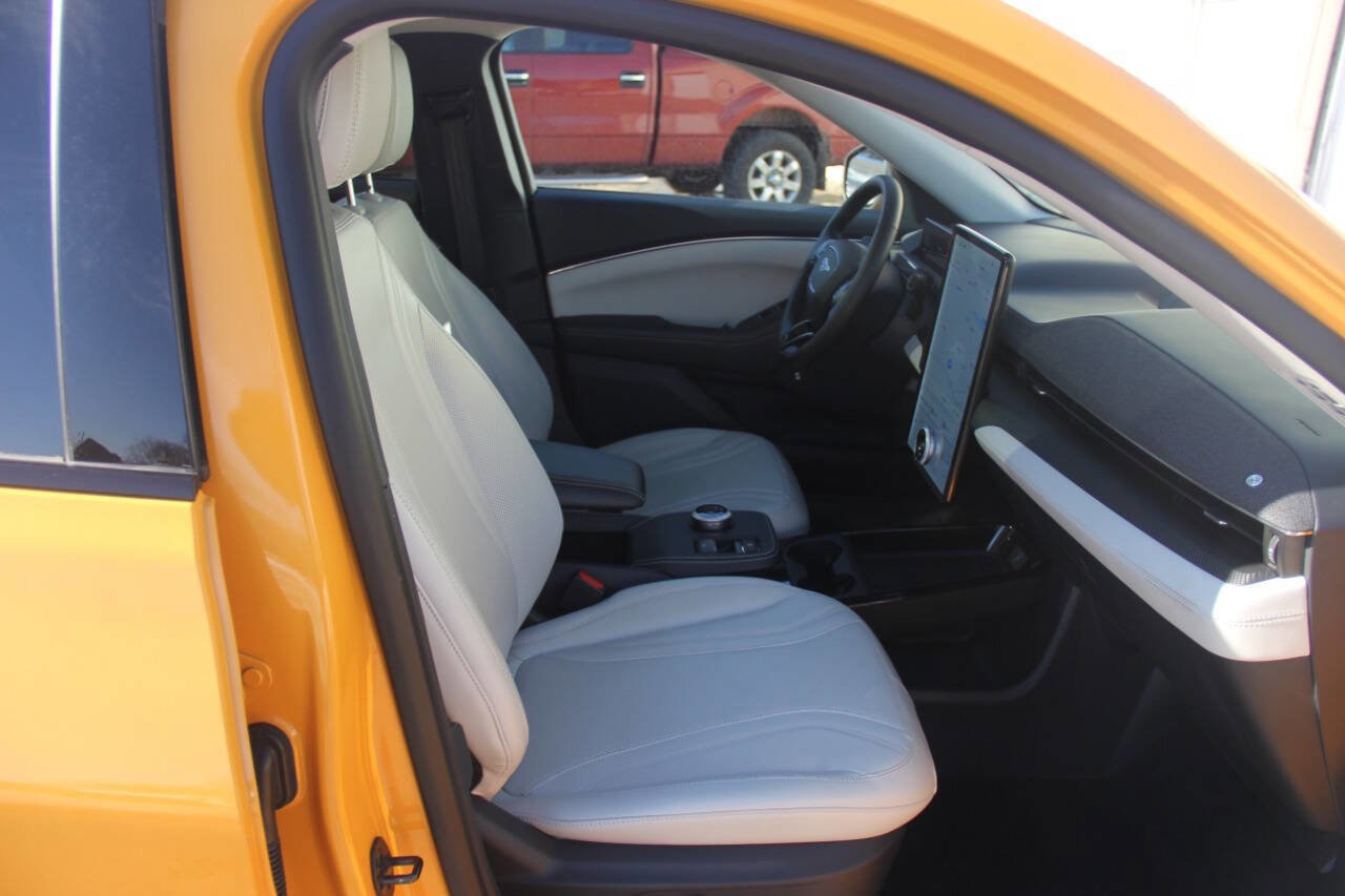 Certified 2022 Ford Mustang Mach-E Premium image 22