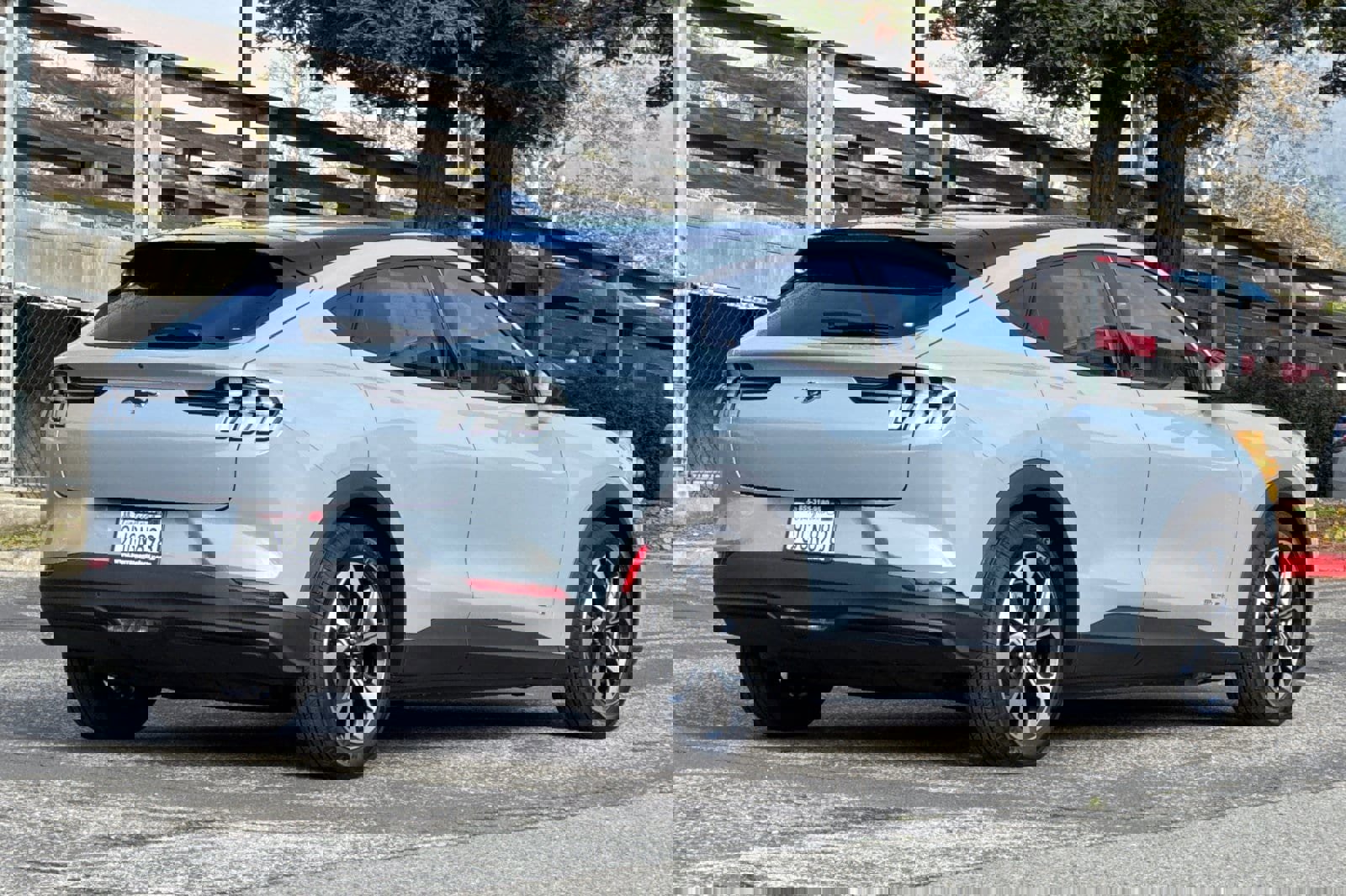 Certified 2025 Ford Mustang Mach-E Select w/ Comfort Package Lite image 4