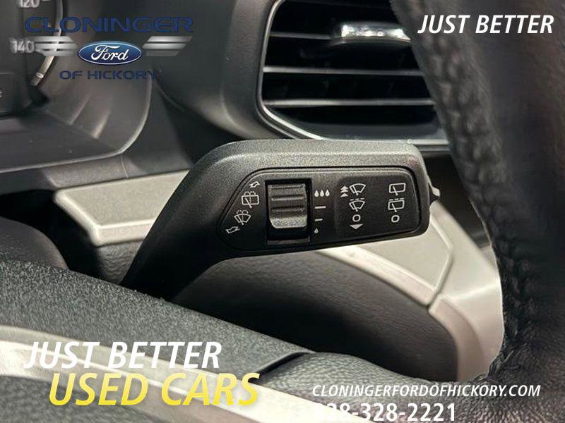 Certified 2022 Ford Explorer XLT w/ Equipment Group 202A image 20