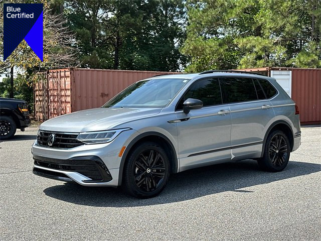 Used 2022 Volkswagen Tiguan SE R-Line