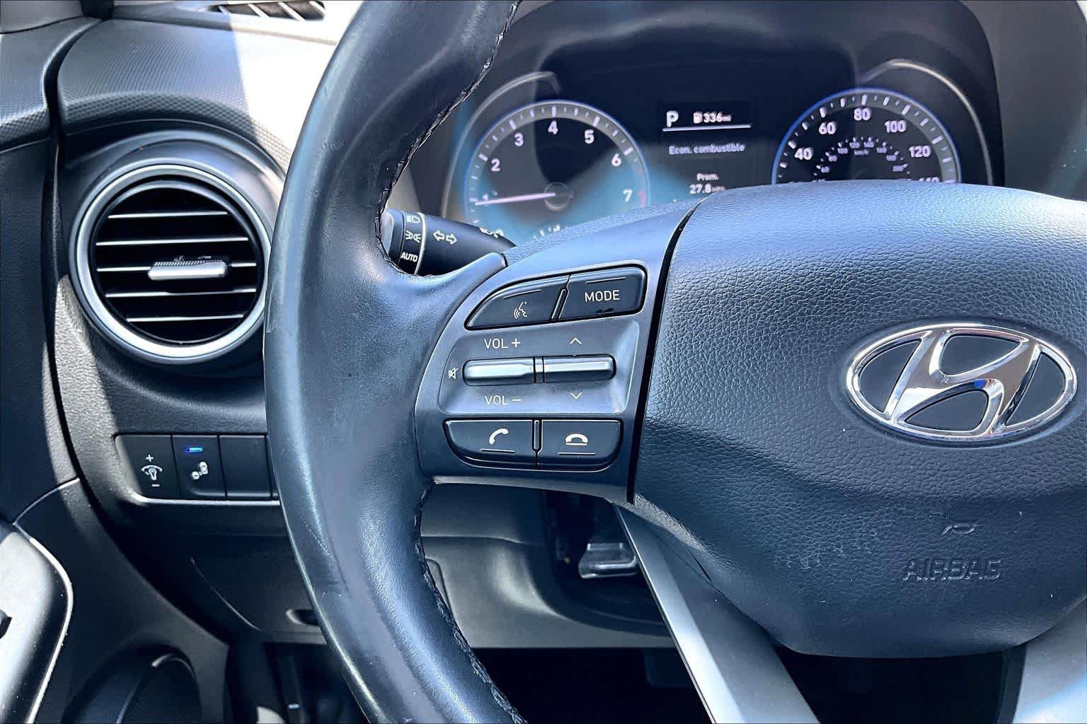 Used 2021 Hyundai Kona SEL FWD image 24