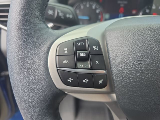 Certified 2023 Ford Explorer XLT w/ Equipment Group 202A RWD image 17