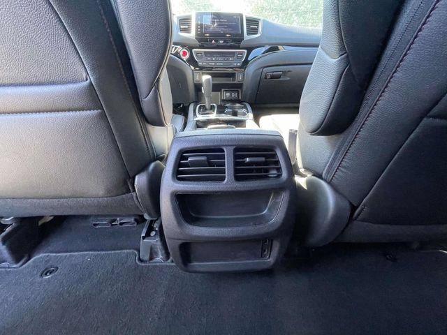 Used 2018 Honda Ridgeline Black Edition image 17