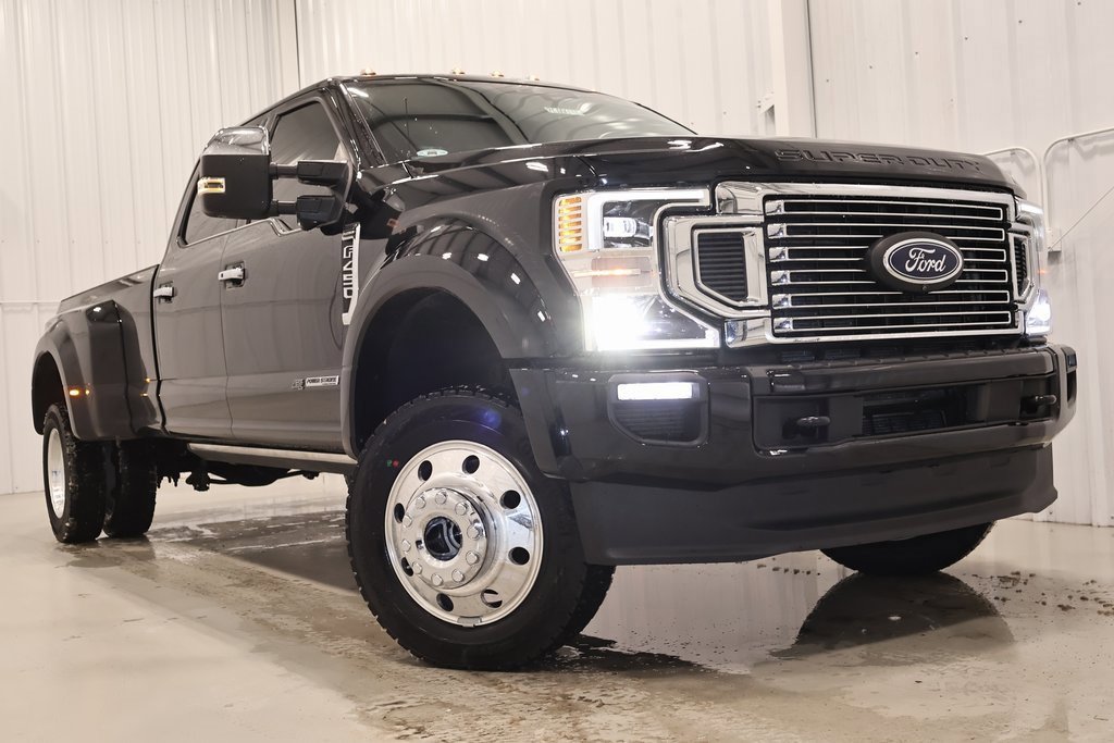 Certified 2022 Ford F450 Platinum w/ FX4 Off-Road Package image 11