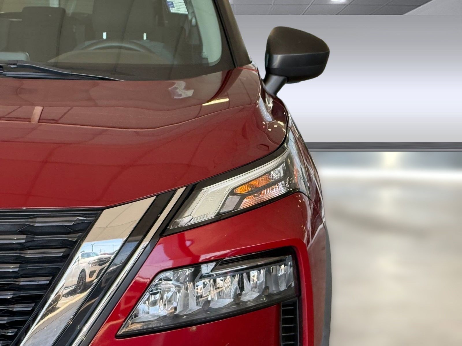 Used 2022 Nissan Rogue S FWD image 11